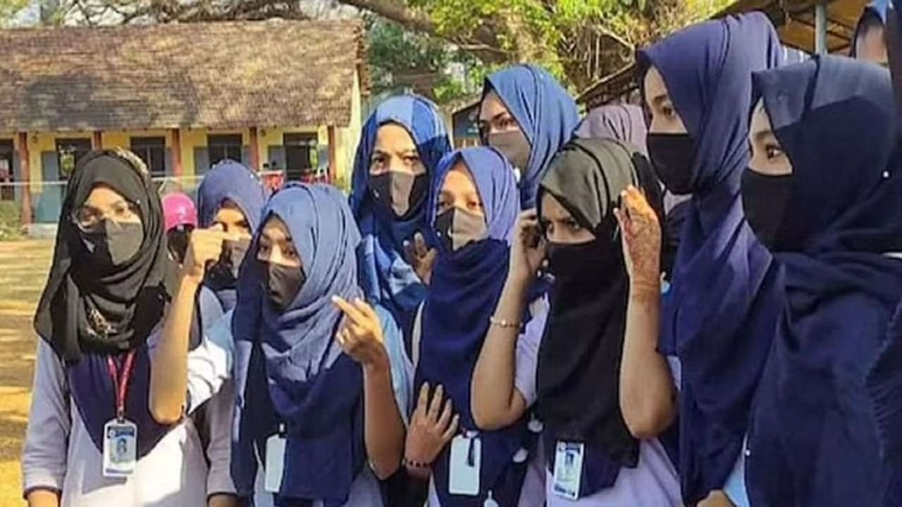 Hijab Case Controversy: कन्नड़ अभिनेता चेतन कुमार अहिंसा गिरफ्तार