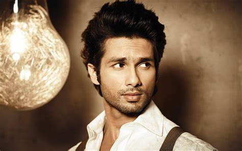 Shahid Kapoor Birthday: अभिनेता ने आज पुरे किये 41 साल, साँझा की तस्वीर