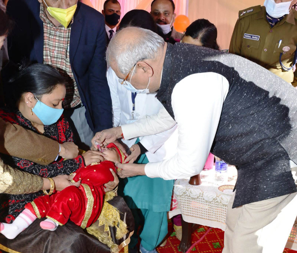 Pulse Polio Campaign राज्यपाल ने कांगड़ा में पल्स पोलियो अभियान का किया शुभारंभ