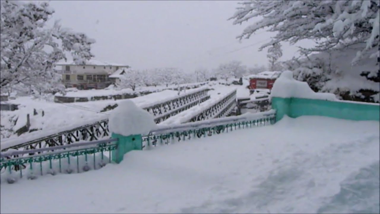 Snow Fall In Kinnaur: बर्फ से ढके पहाड़ ,मैदानी इलाको में हो रही है बारिश कल भी बारिश होने की खबर