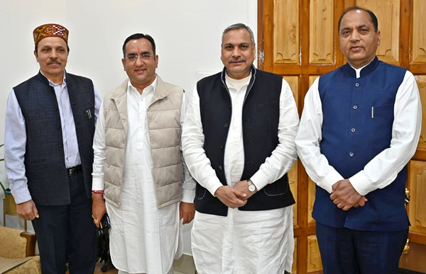 Saudan Singh Meets CM Jai Ram Thakur सौदान सिंह की मुख्यमंत्री जयराम ठाकुर से भेंट