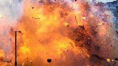 Bomb Blast In Gosainganj of Ayodhya : रजपलिया गांव में भीड़ पर बम फेंका, 4 लोग गंभीर