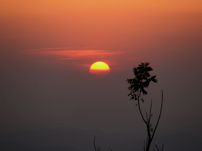 Himachal Pradesh Weather 16 March 2022: आठ जिलों में बढ़ा टेम्प्रेचर , मार्च में ही गर्मी ने छुड़ाए पसीने