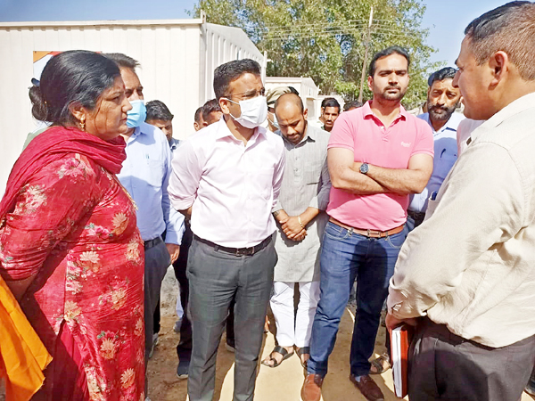 Visited Makeshift Hospital and Grain Market मेकशिफ्ट अस्पताल तथा अनाज मंडी का किया दौरा