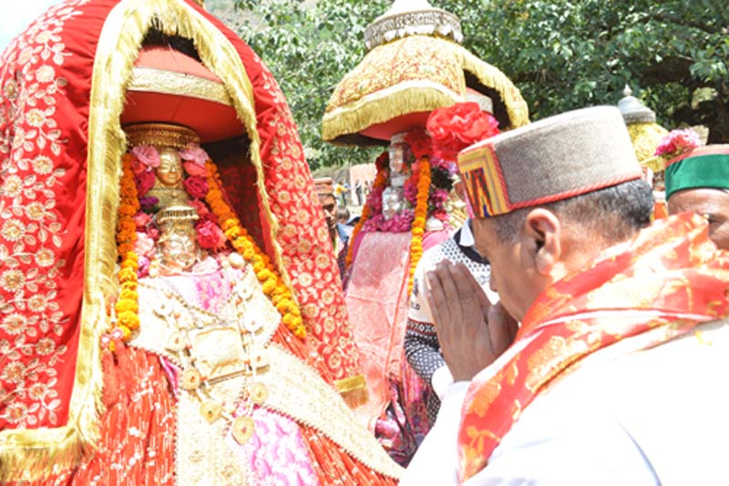 संयुक्त कार्यालय भवन के निर्माण तथा सामुदायिक स्वास्थ्य केन्द्र सैंज की बिस्तर क्षमता बढ़ाने की घोषणा