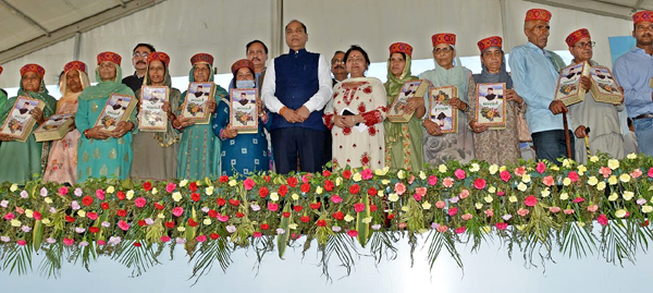 हिमाचल के 6 लाख लाभार्थियों को 280 करोड़ की सामाजिक सुरक्षा पेंशन हस्तांतरित