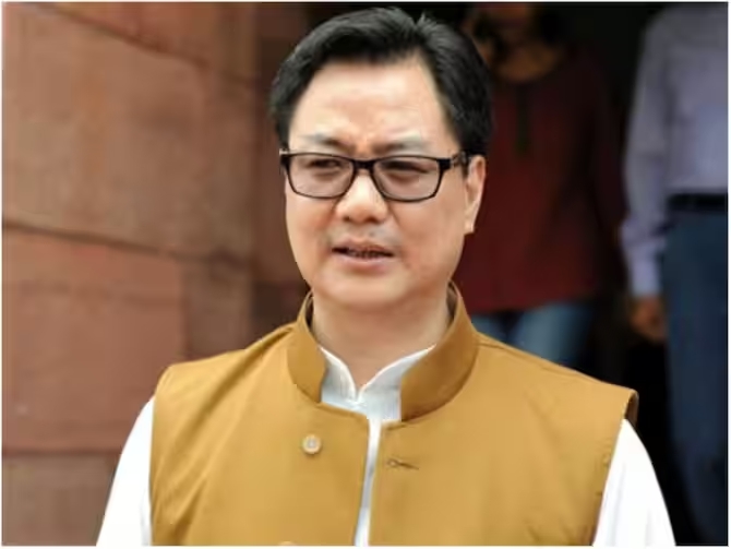 kiren Rijiju: किरेन रिरिजू ने राहुल गांधी पर साधा निशाना, बोले- विदेश के लोग नहीं जानते कि राहुल वास्तव में पप्पू हैं