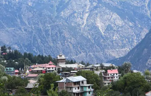 Himachal tourist places: जानिए हिमाचल में सबसे सुकूनदायक पर्यटन स्थल के बारे में, गार्मियों में आने का करें प्लान