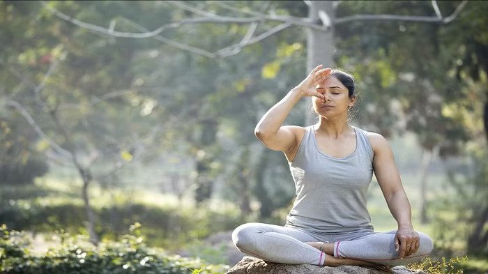 Yoga tips: अगर हो जाती है शरीर में खून की कमी तो करें ये व्यायाम