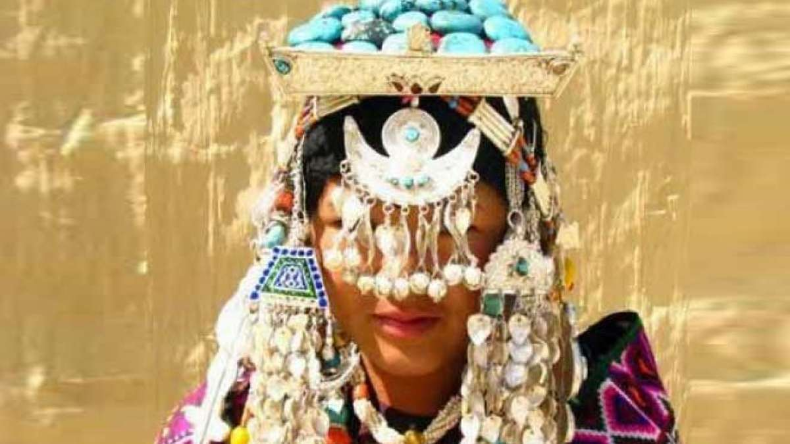 Wedding rituals in himachal: हिमाचल में शादी की अजीब रस्में, बारात में नहीं जाता है दूल्हा, जानिए कौन लेता है सात फेरे?