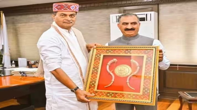 CM Sukhu meets RK Singh in Delhi: दिल्ली में CM सुक्खू ने केंद्रीय ऊर्जा मंत्री से की मुलाकात, उठाई शानन जल विद्युत परियोजना हिमाचल को सौंपने की मांग