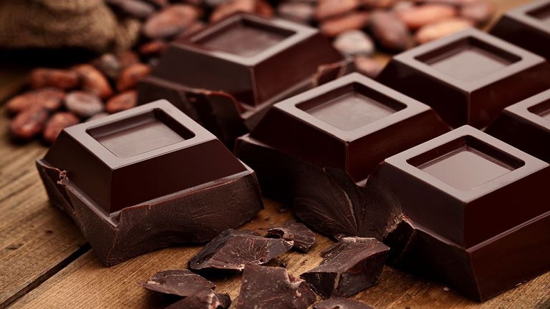 Benefits Of Dark Chocolate: अगर इन दिक्कतो से हैं परेशान, तो हमेशा पास में रखें डार्क चॉकलेट