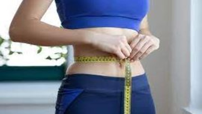 Weight Loss Remedies: अगर आप भी घर बैठे करना चाहते है वजन कम, तो अपनाएं इन तरीकों को