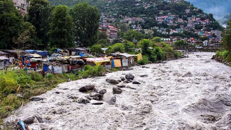 Himachal Weather: आज आंधी को लेकर प्रदेश में येलो अलर्ट, वहीं 13 और 14 मई को हिमाचल में साफ रहेगा मौसम