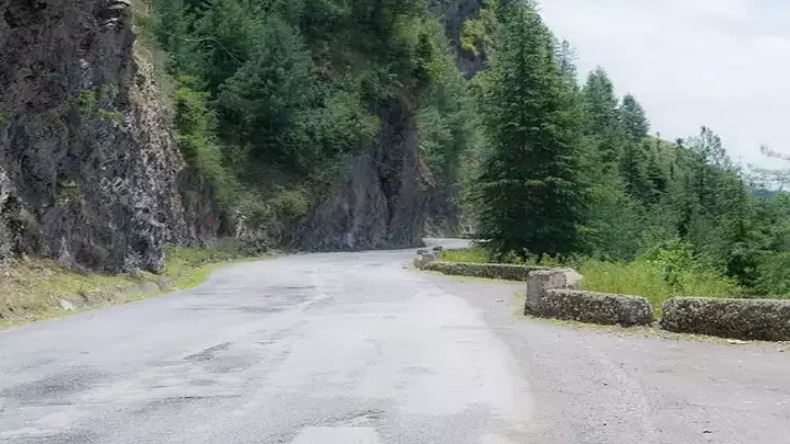 Himachal Roads: हिमाचल की 596 पुरानी सड़कों को नई तकनीक से बनाने की तैयारी में सरकार