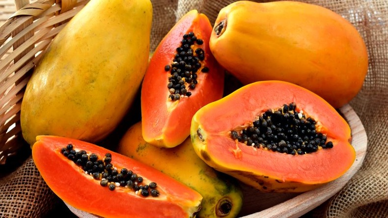 Papaya Seeds Benefits: पपीते के बीज खाने से मिलेंगे आपको बहुत से फायदे, जानें कैसे?