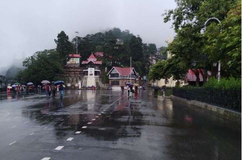 Himachal Weather: कुल्लू में बादल फटने से सड़के और 5 मकान हुए क्षतिग्रस्त, दो पुल भी बहे