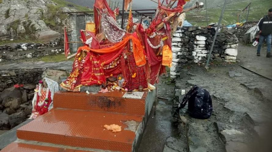 Manimahesh Yatra: यहीं किया था  मां गौरा ने भगवान शिव को पाने के लिए तप, गंगा जल से जुड़ी है ये मान्यता