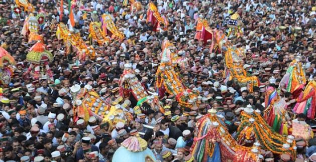 International Kullu Dussehra: 200 किमी दूर से 16 देवी-देवता होंगे सम्मिलित, तैयारियां शुरु