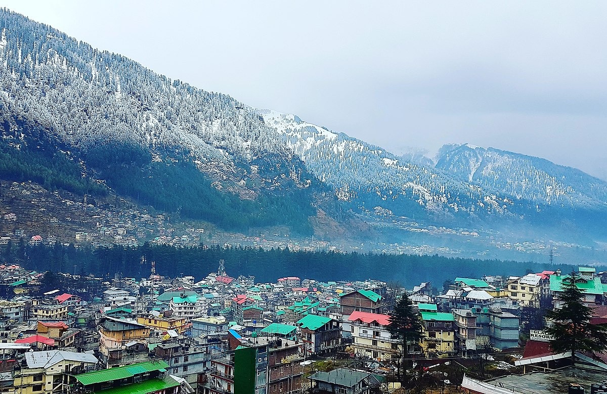 Tourist Destination: सर्दियों में स्विट्जरलैंड जैसा फील देती हैं हिमाचल की ये जगहें, जानें बेस्ट टूरिस्ट प्लेस