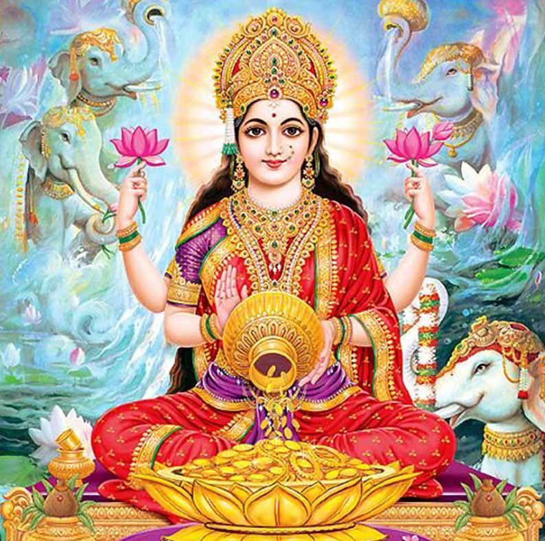 Mata Lakshmi: मां लक्ष्मी के इन नामों का करे जाप, सुख-समृद्धी की होगी वर्षा