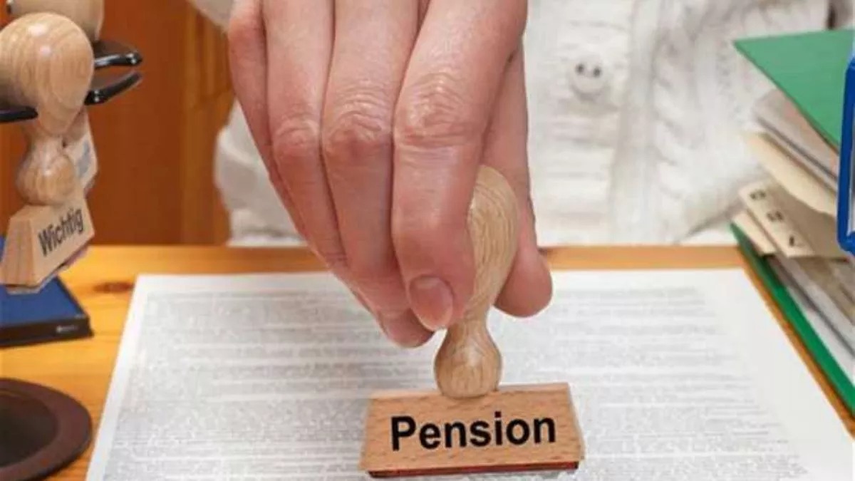 Pension: सरकार का बड़ा ऐलान, लाखों लोगों को होगा फायदा-जानें कैसे