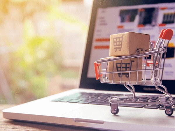 Online Shopping: ऑनलाइन शॉपिंग करने वाले सावधान! त्योहारी सीजन में ये गलती पड़ सकती है भारी