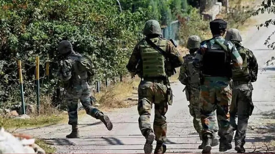 Kulgam encounter: जिस घर में छिपे थे आतंकी, उसे सेना ने बम से उड़ाया- 5 आतंकी ढेर