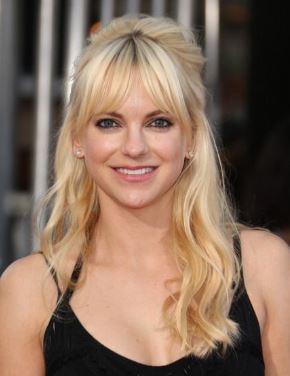 Anna Faris: कई सालों बाद अपने देश में नजर आई एक्ट्रेस, 2010 में की गई थी ‘बैन’