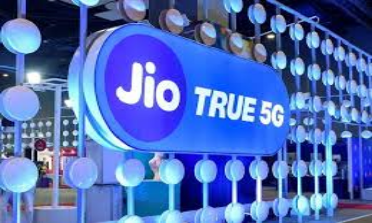 Jio Recharge: Jio के इस धमाकेदार ऑफर पर जमकर लूटे Internet और OTT का मजा