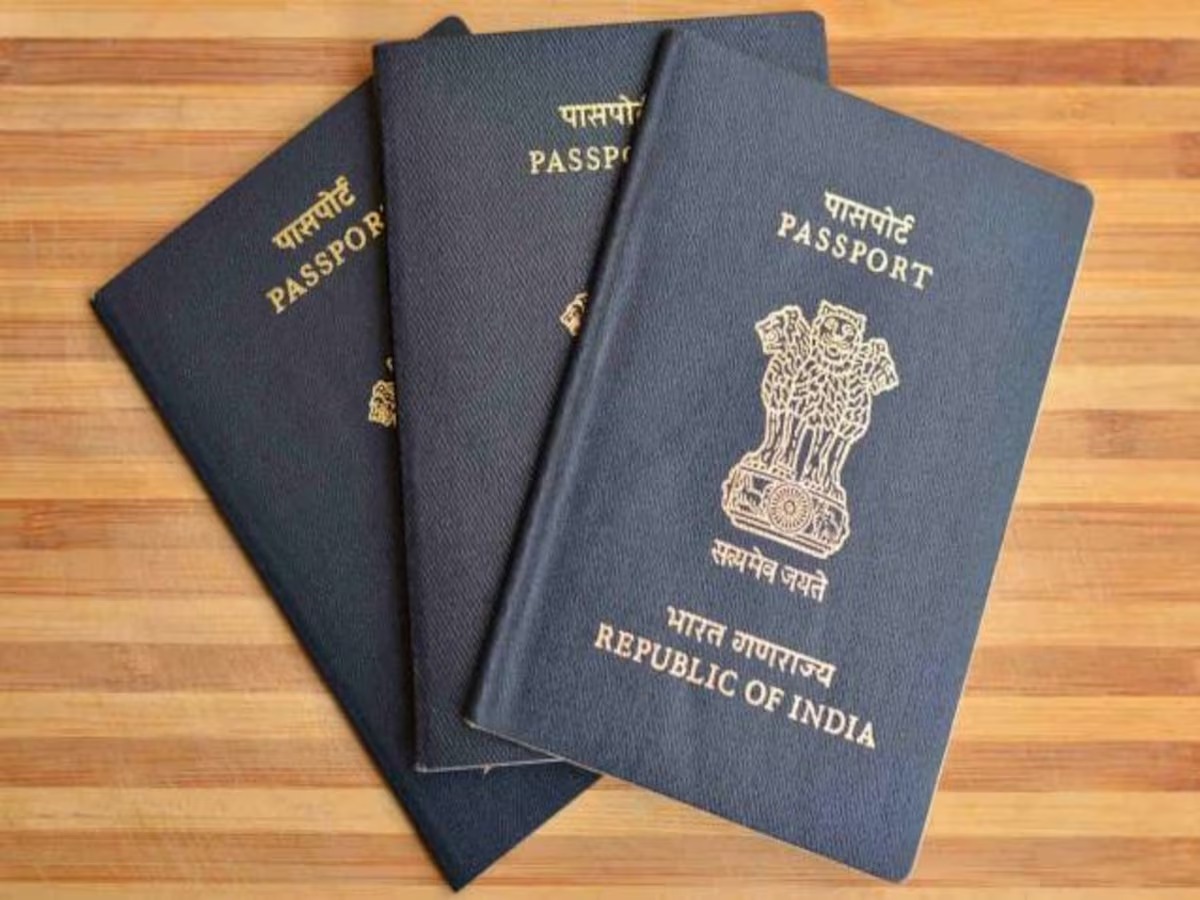 Most Powerful Passports: जानें किस देश का पासपोर्ट है सबसे ताकतवर, भारत की रैंकिंग में आई गिरावट