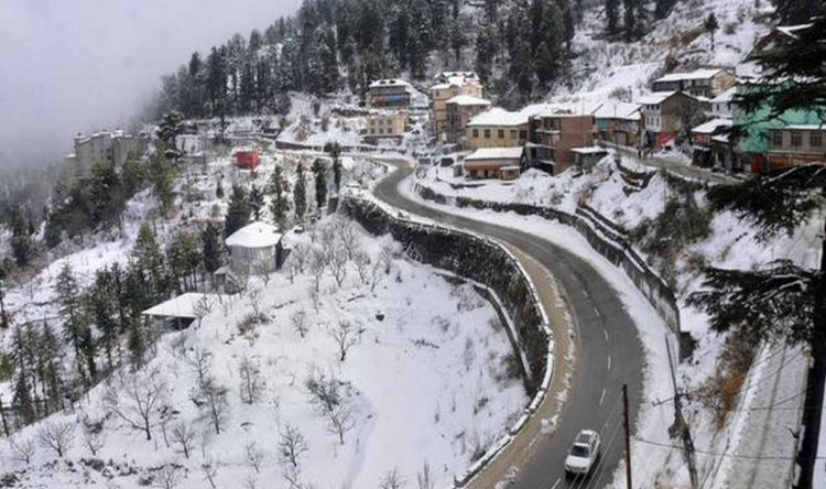 Himachal Weather: हिमाचल में 5 नेशनल हाईवे और 259 सड़कें ठप, अलर्ट जारी